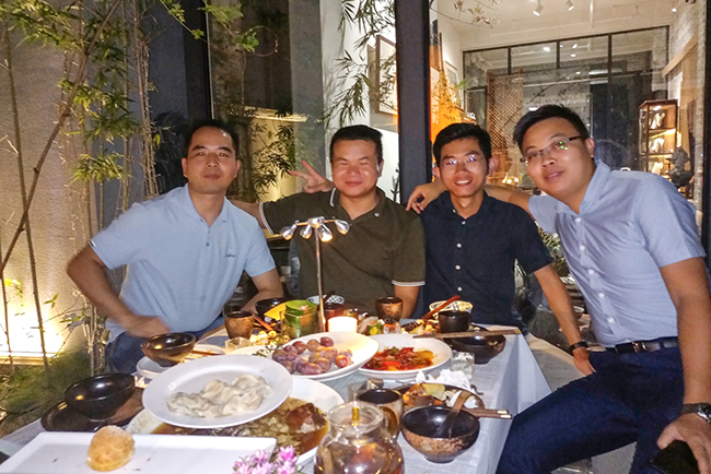 ��������