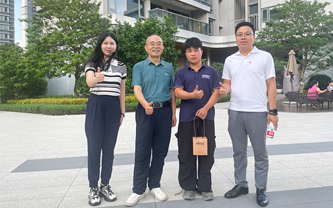 ���к�ɫ���� ����ʱ��ʹ�� | 918������԰�ֵ�֧����չ����һ���߷�ο�ʻ